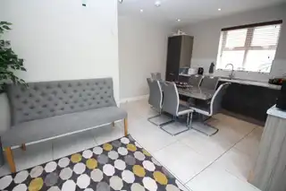 19 Ashbourne Manor SquareImage 9