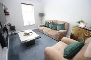 19 Ashbourne Manor SquareImage 4