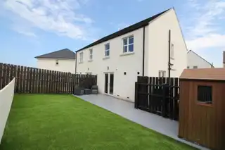 19 Ashbourne Manor SquareImage 17