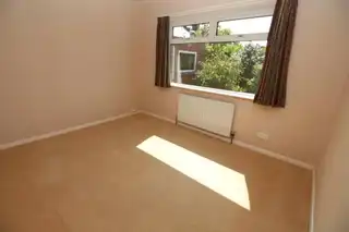 15 Fairview ParkImage 7