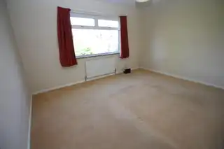 15 Fairview ParkImage 5