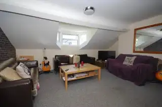 143B Lisburn RoadImage 4