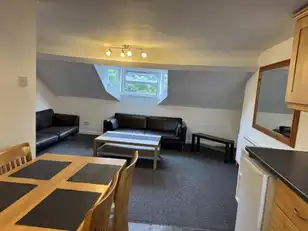 143B Lisburn RoadImage 3