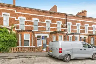 Image 1 for 35 Haypark Avenue