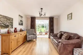 24 Crossgar Road EastImage 8