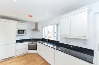 1 Windermere RoadImage 9