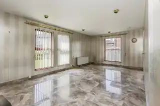 20 Briarwood ParkImage 5