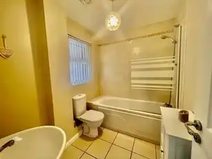 Apartment 6 1A Fane StreetImage 11