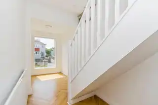 30 Newton ParkImage 2