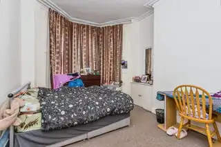 25 Fitzroy AvenueImage 4