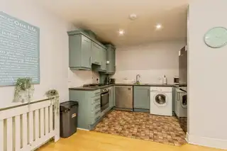 Flat 2 85 Tates Avenue, BelfastImage 9