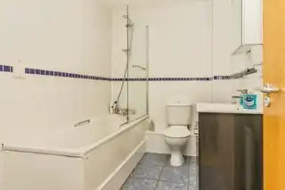 Flat 2 85 Tates Avenue, BelfastImage 19