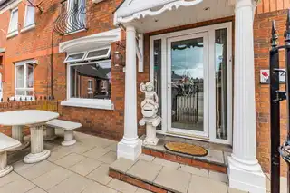 12 Vernon CourtImage 2