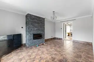 12 Vernon CourtImage 4