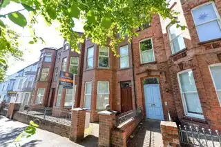 Image 1 for Flat 2 97 Eglantine Avenue