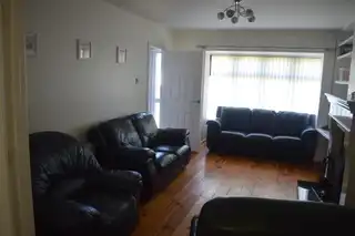 4 Roxborough HeightsImage 3