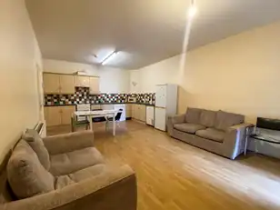 Image 1 for 27A Charlemont Street