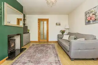 9 Roseville GardensImage 6