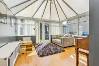 9 Roseville GardensImage 13