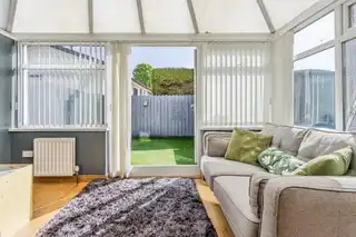 9 Roseville GardensImage 12