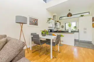 7 Woodbrook GreenImage 6