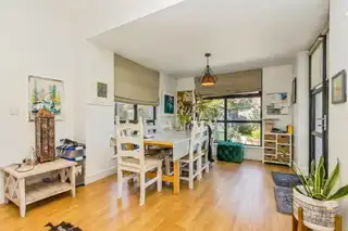 9 Fairfields GlenImage 6