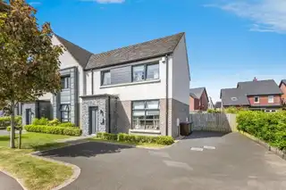 Image 1 for 9 Fairfields Glen