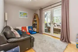 29 Ashcroft WayImage 9