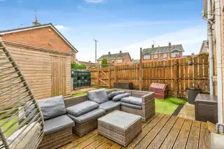 33 Peel GardensImage 12