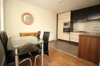 Apartment 10.05 The Arc 2J Queens RoadImage 5