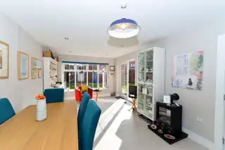 18 Manse GateImage 9