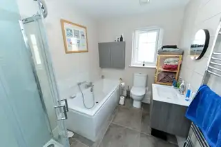 18 Manse GateImage 20
