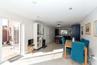 18 Manse GateImage 10