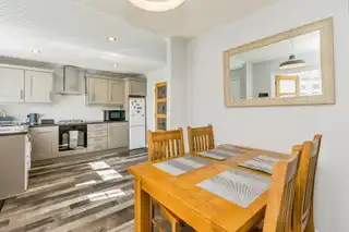 61 Cairndore ParkImage 6