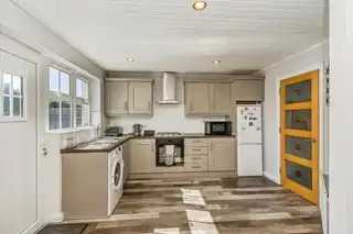 61 Cairndore ParkImage 5