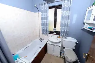 5 Westlea GardensImage 10