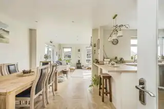 3 HillsideImage 8