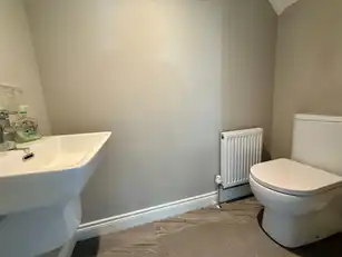41 Ferny Park GardensImage 8