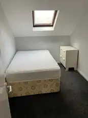 3 76 Malone AvenueImage 6