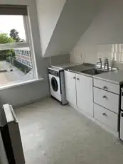 3 76 Malone AvenueImage 2
