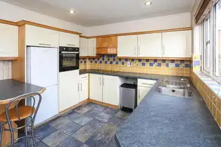 27 Sinlair AvenueImage 5