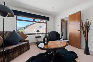 9 Leydene CourtImage 5