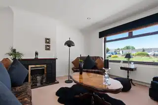 9 Leydene CourtImage 4