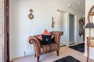 9 Leydene CourtImage 3