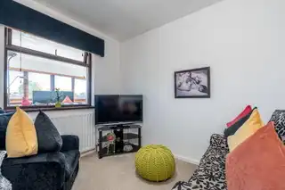 9 Leydene CourtImage 8