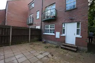 5 Village GreenImage 15