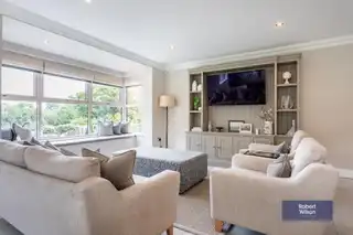 8 Belgravia CourtImage 16