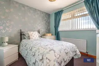 16 Marlborough ParkImage 17