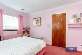 6 Franklyn ParkImage 24