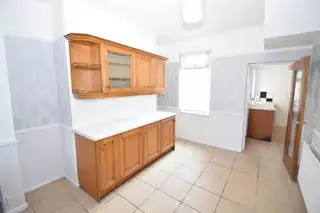 199 Alexandra Park AvenueImage 8